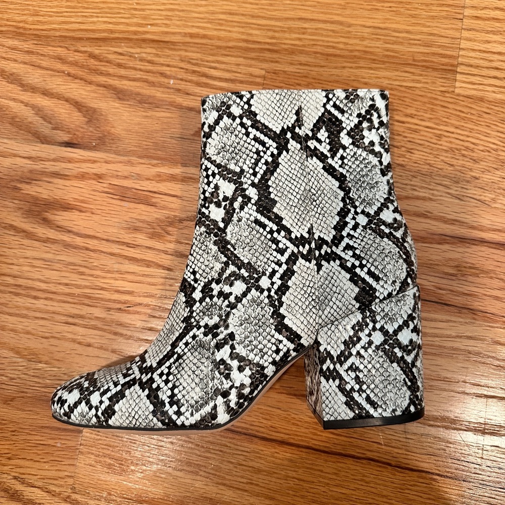 Urban Outfitters Snakeskin Booties (3 inch heel!)